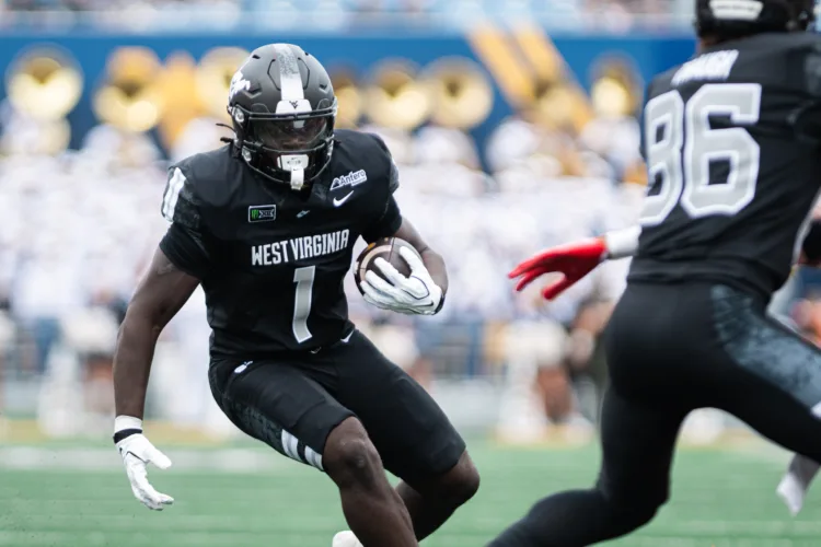 Arizona exposes WVU's defense again, 52-31, for 3rd-straight loss of season